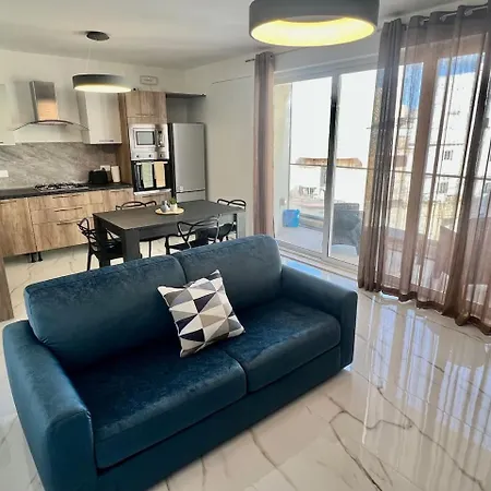 Apartment Sea Breeze Marsaskala