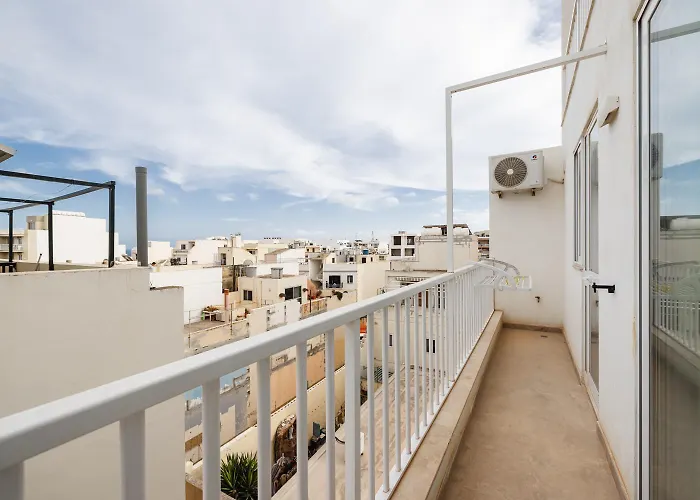 Sea Breeze Marsaskala