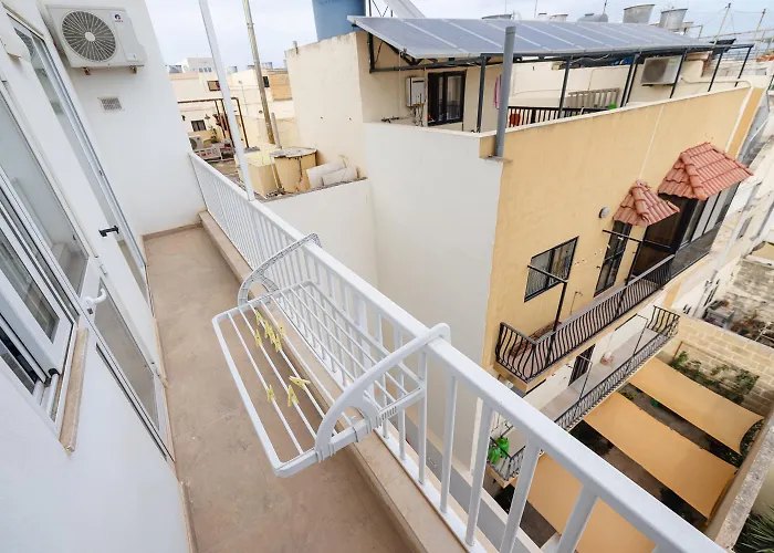 Sea Breeze * Marsaskala